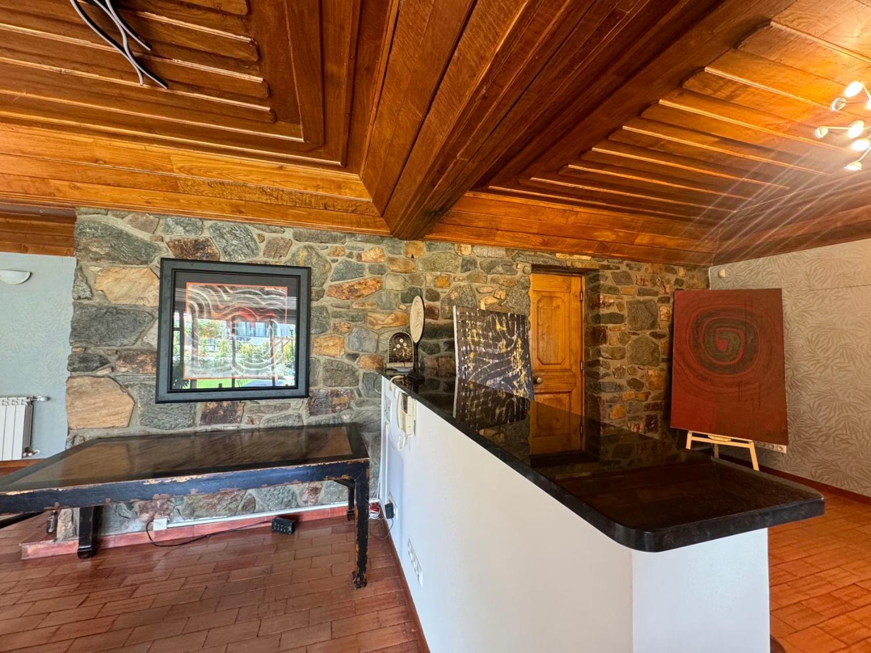 Aomo Art Space Hostel Оэйраш Экстерьер фото