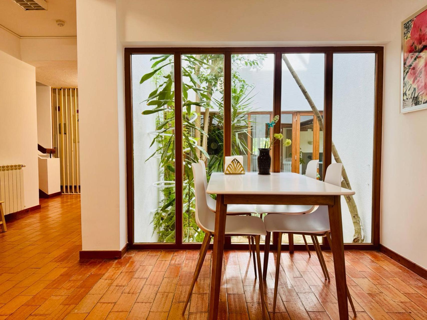 Aomo Art Space Hostel Оэйраш Экстерьер фото